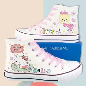 Chaussures unisexes Hello Kitty L'icône de la mode revisitée